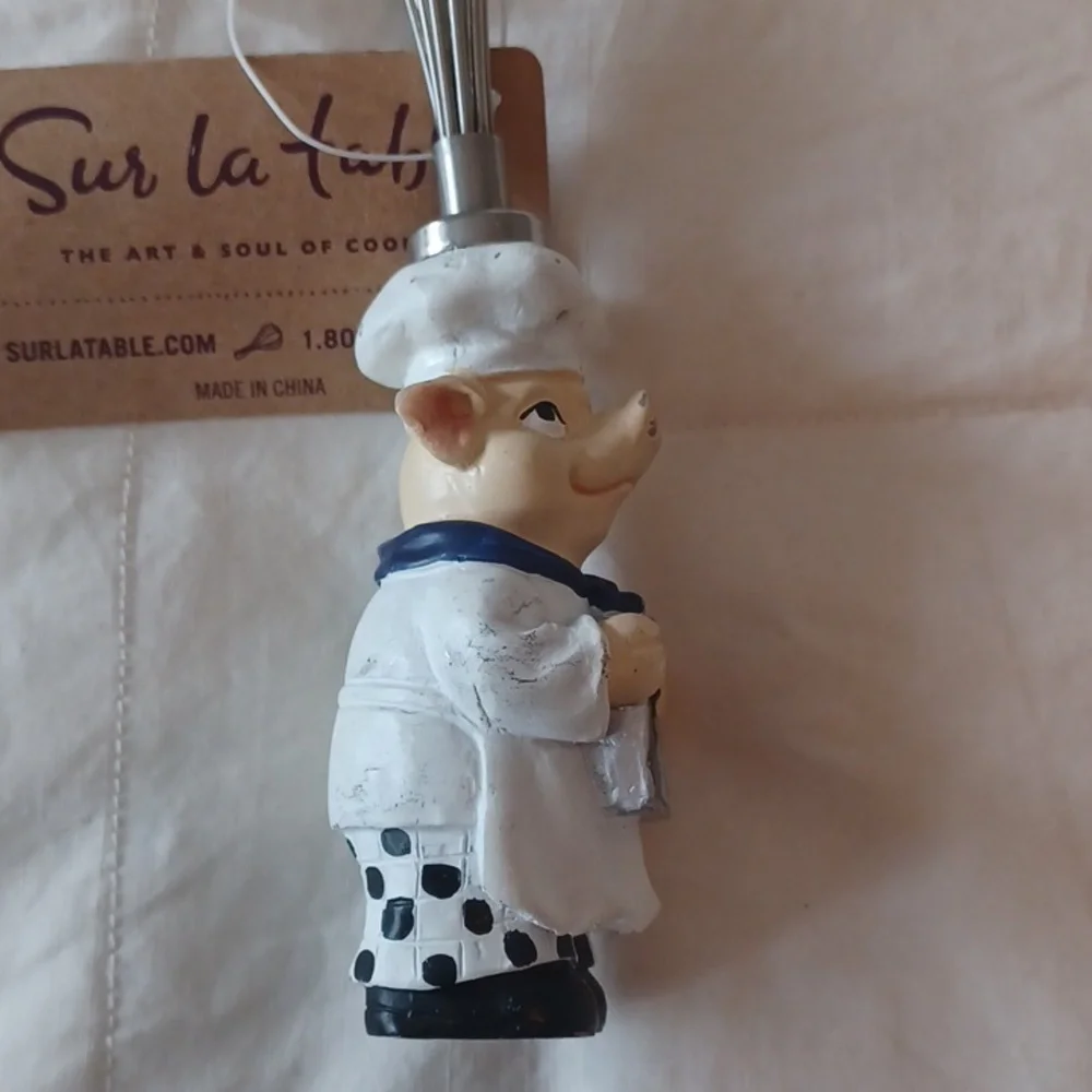 SUR LA TABLE wire whisk pig chef new with tag